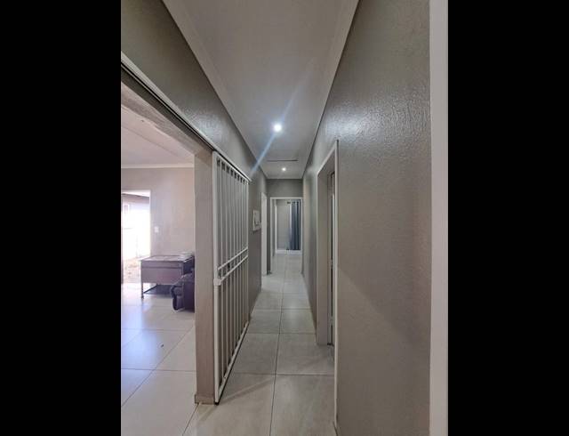 3 BEDROOM PROPERTY TO RENT IN HENNOPSPARK